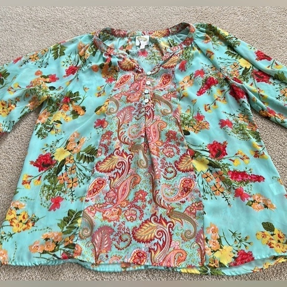 Fig & Flower blouse. Size medium. EUC - Picture 6 of 10